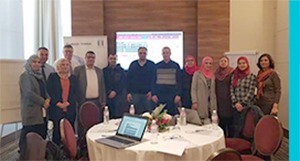 صورة لمجموع المشاركين في التدريب على النمذجة الاقتصادية